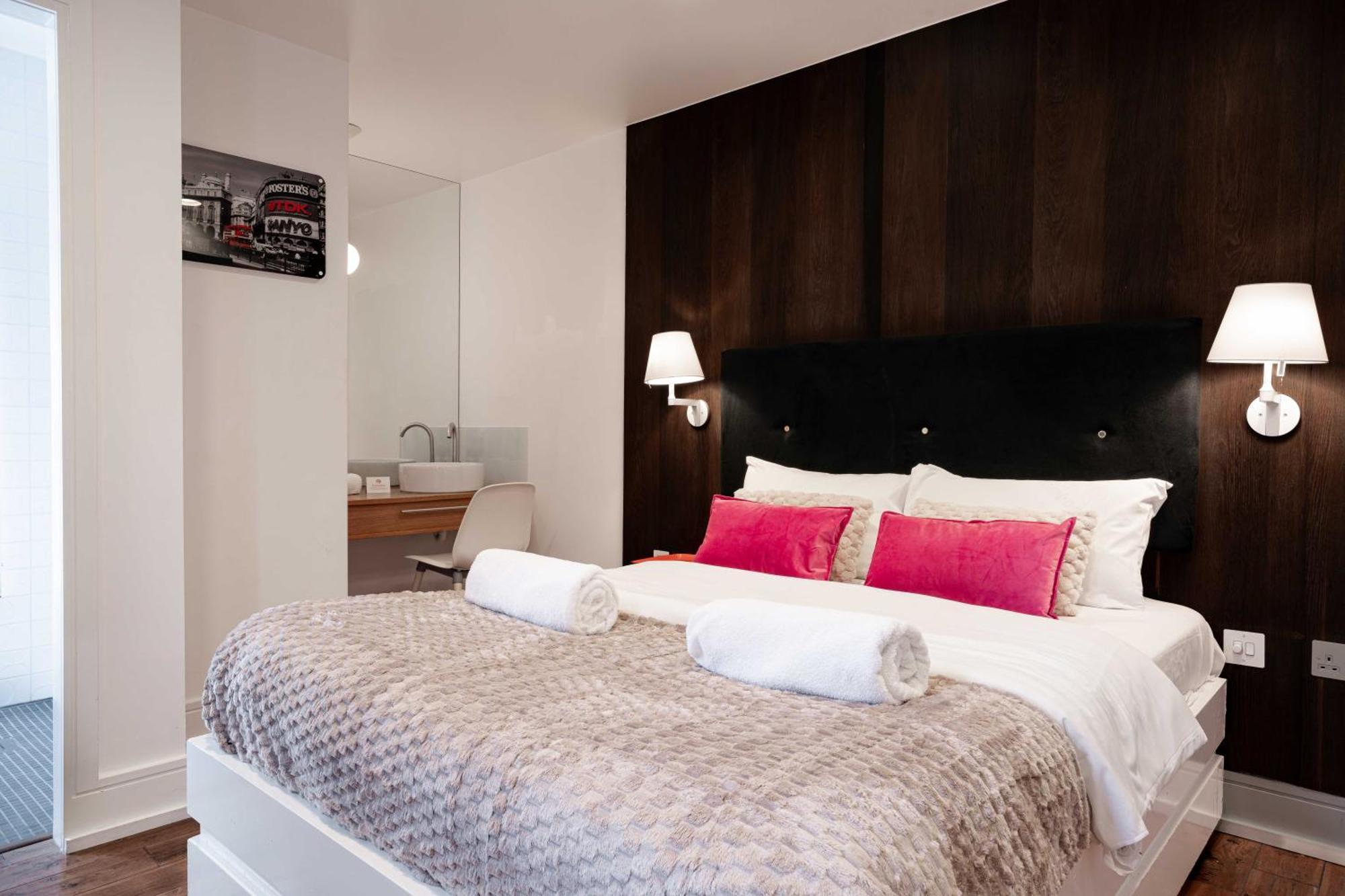 The Whitechapel Hotel London Eksteriør billede